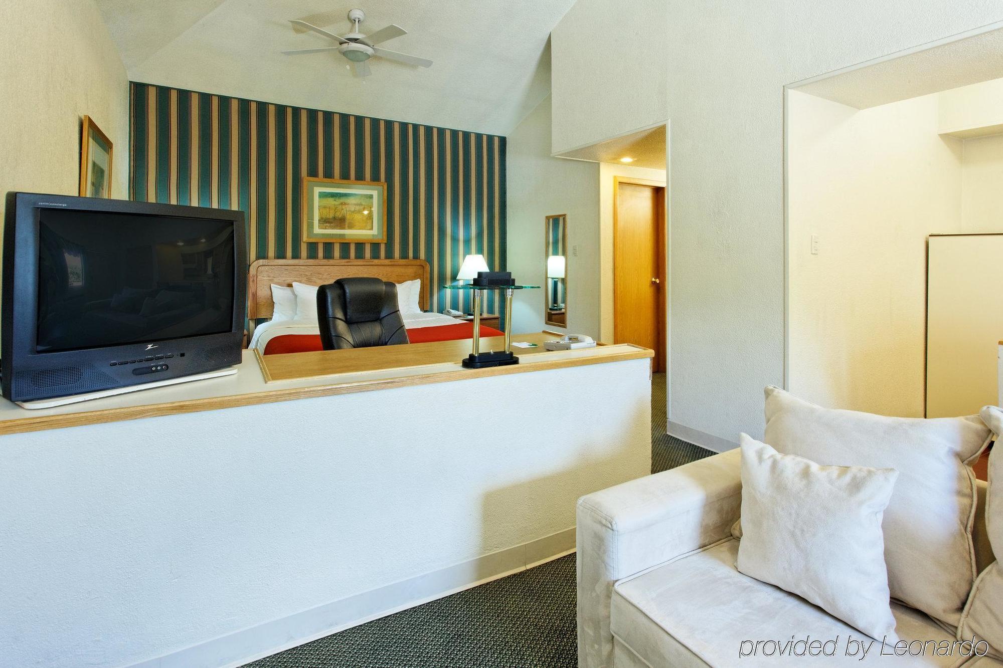 Holiday Inn Hotel & Suites Chihuahua, An Ihg Hotel Habitación foto
